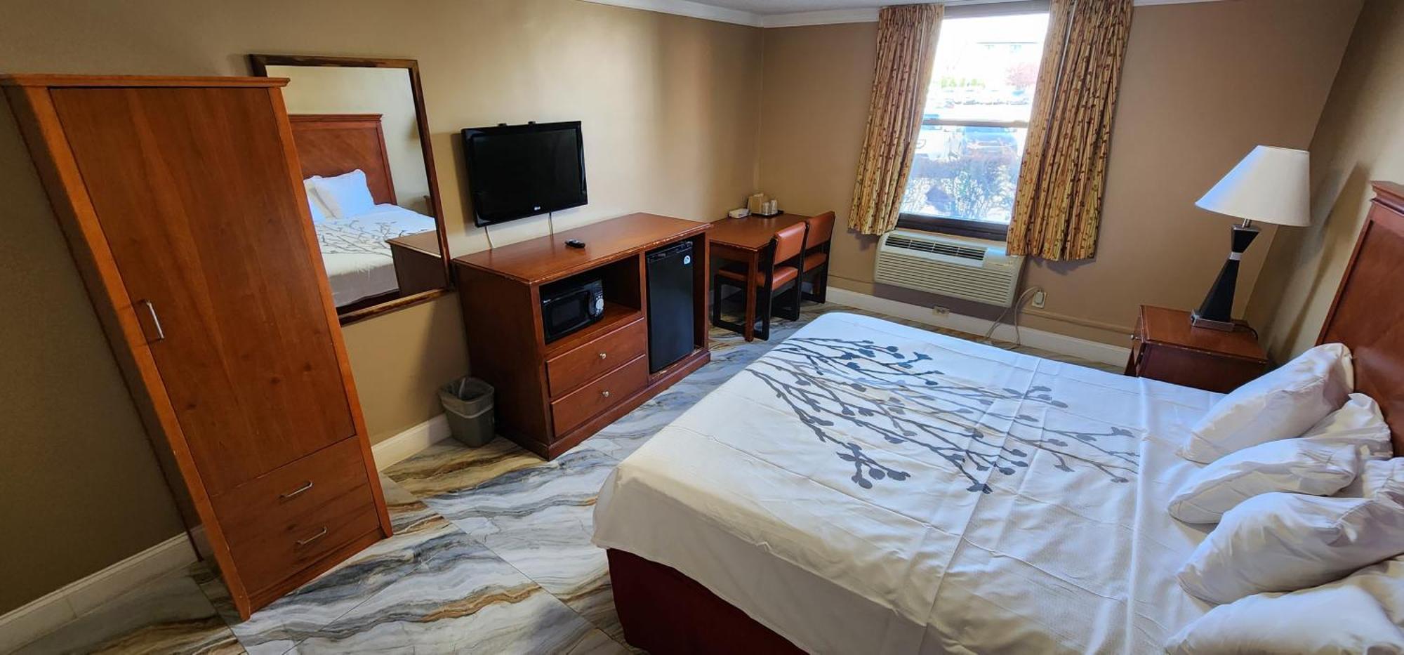 Town House Inn And Suites Elmwood Park Buitenkant foto
