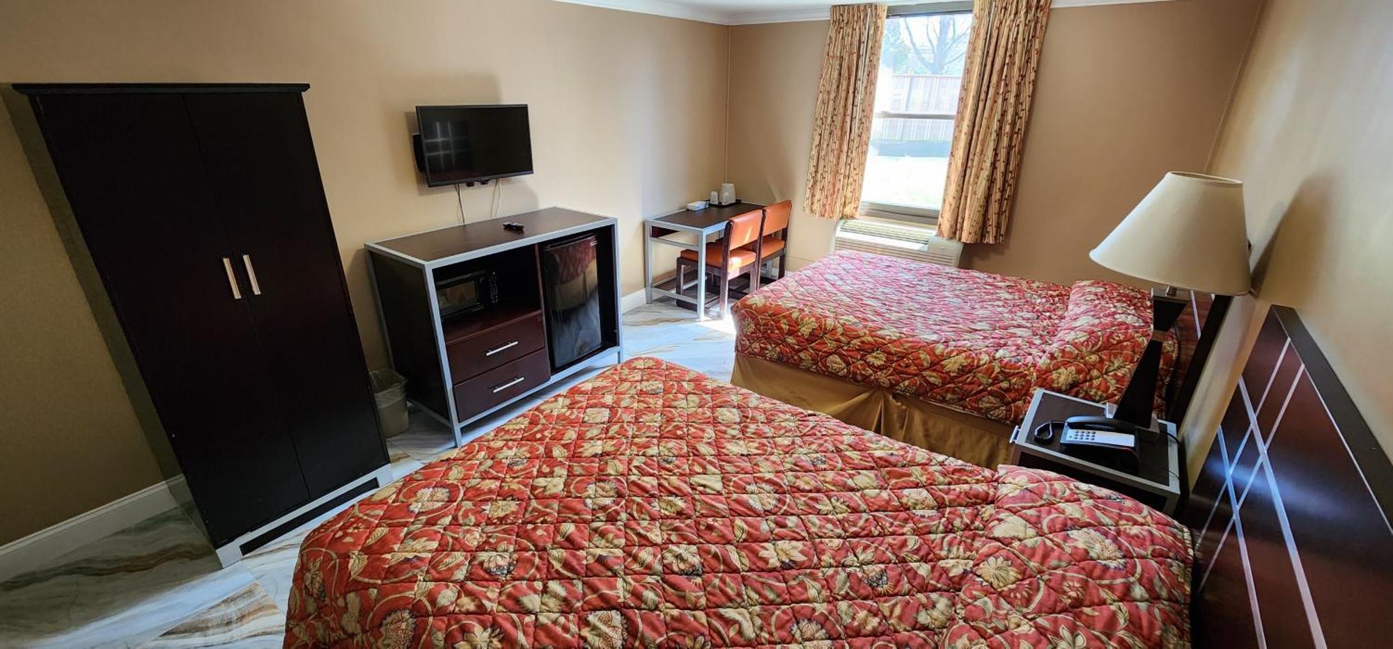 Town House Inn And Suites Elmwood Park Buitenkant foto