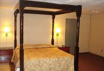 Town House Inn And Suites Elmwood Park Buitenkant foto